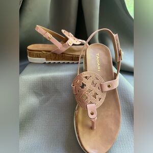 TAHARI - Girl’s sandals / Size 3 / Color Pink